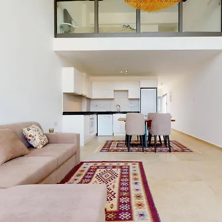 Luxurious And A Beautiful Retreat Agios Nikolaos (Famagusta)